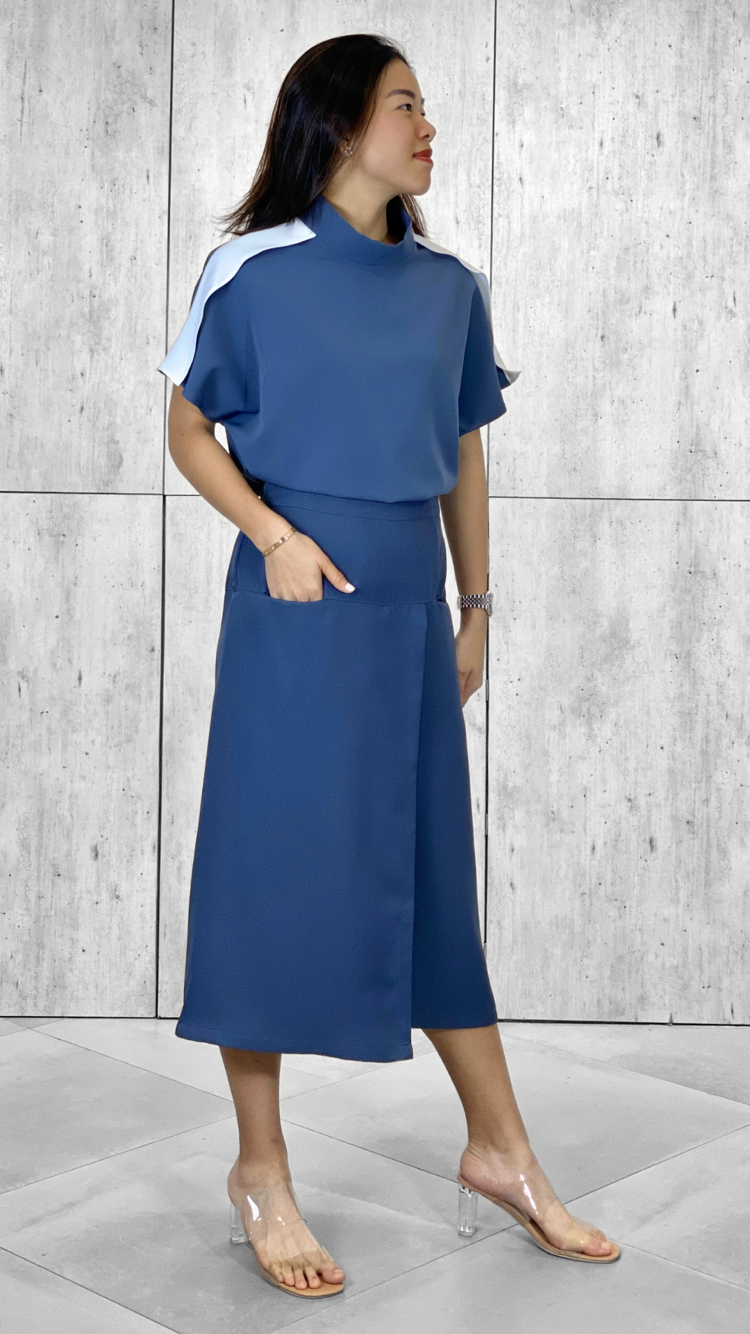 Naomi Shoulder Accent Top