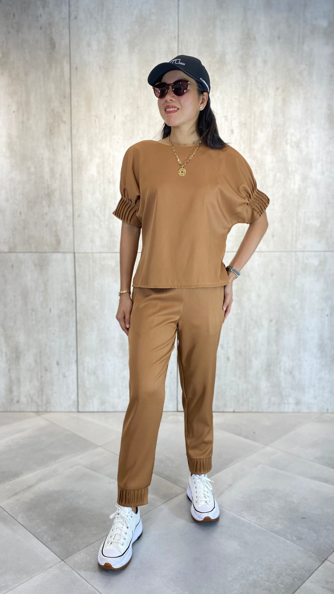 Natalie (Plus Size) Pleated Pants