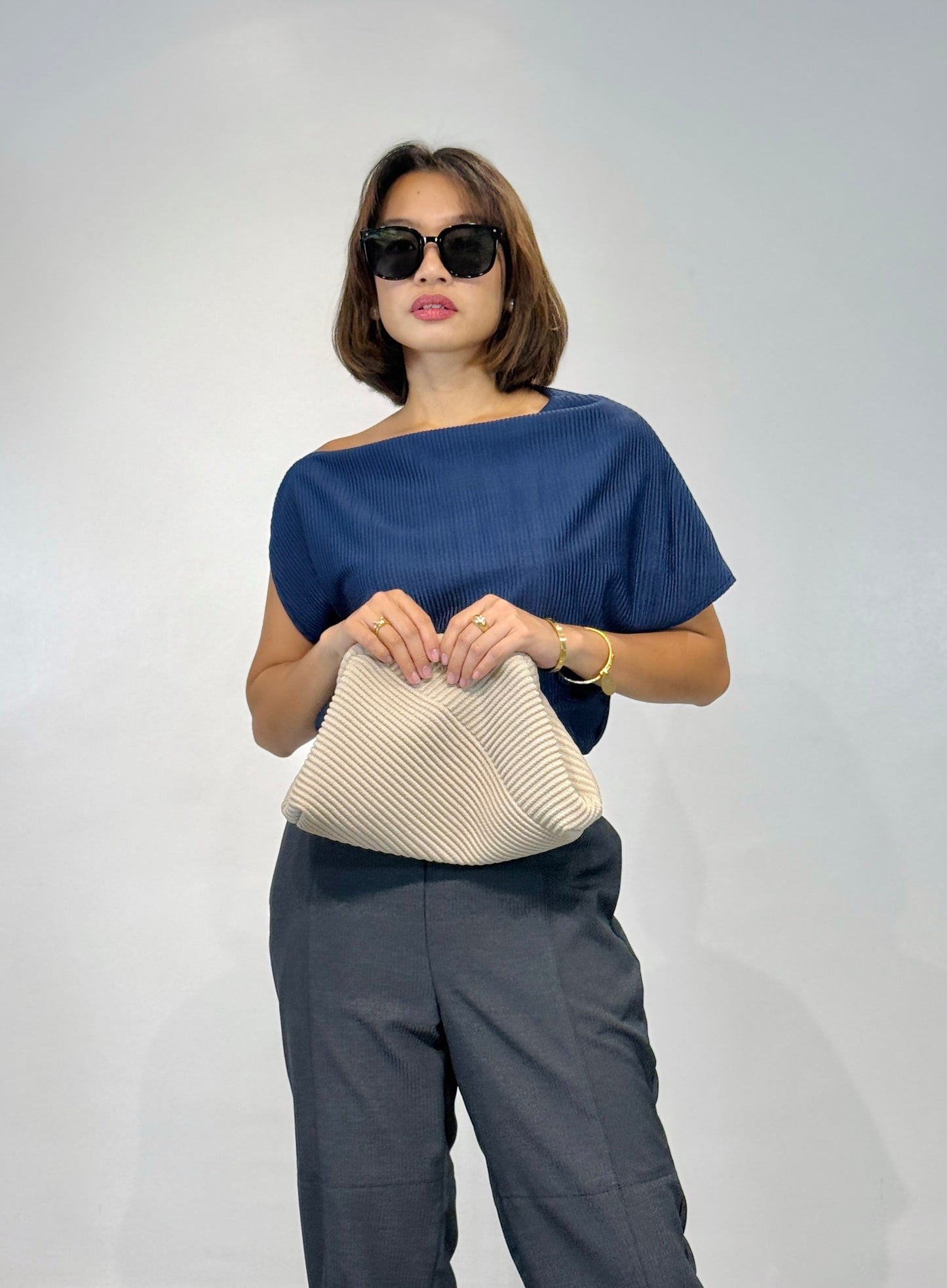 Giana Corduroy Clutch (with sling strap)