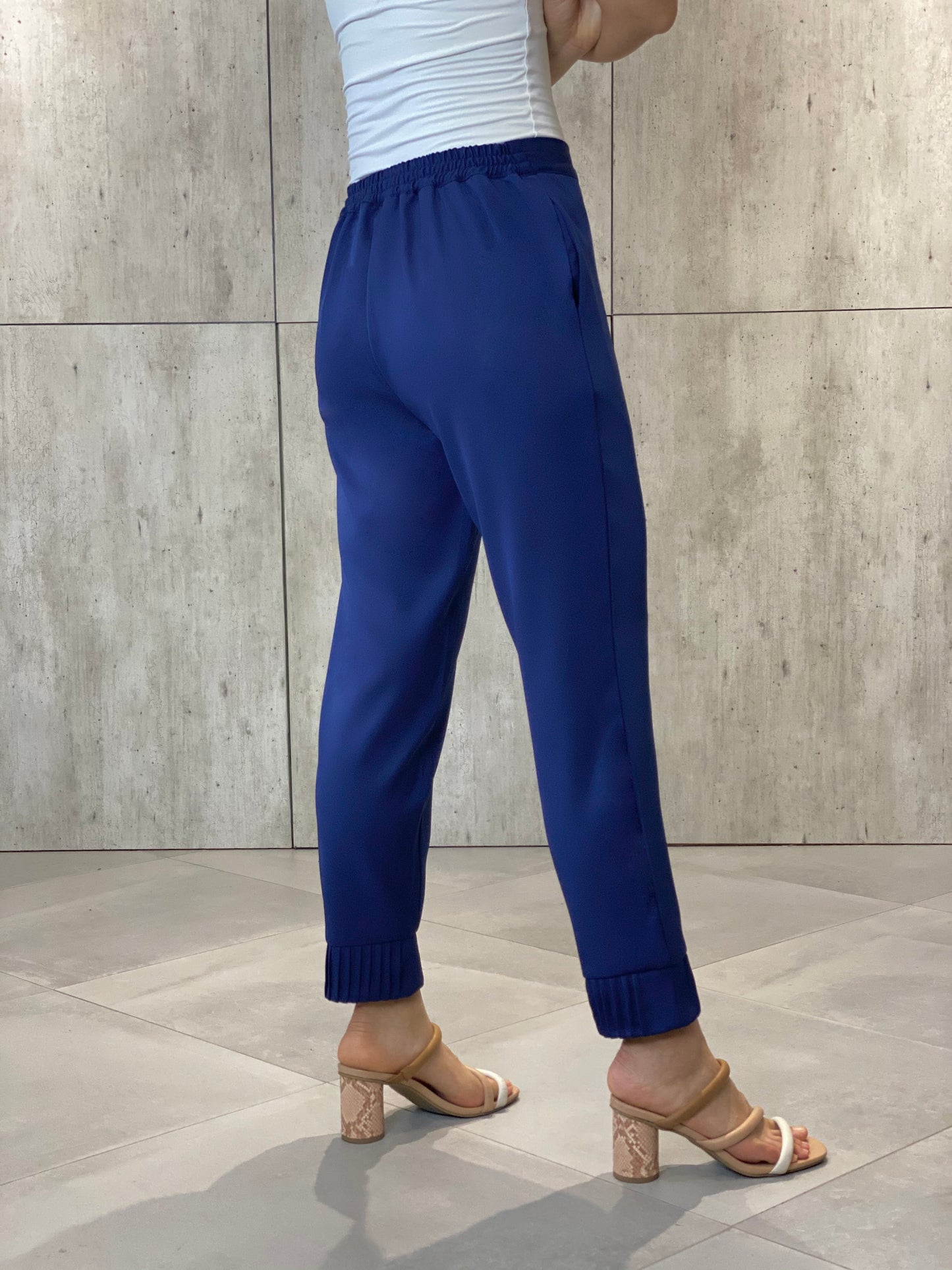 Natalie (Plus Size) Pleated Pants