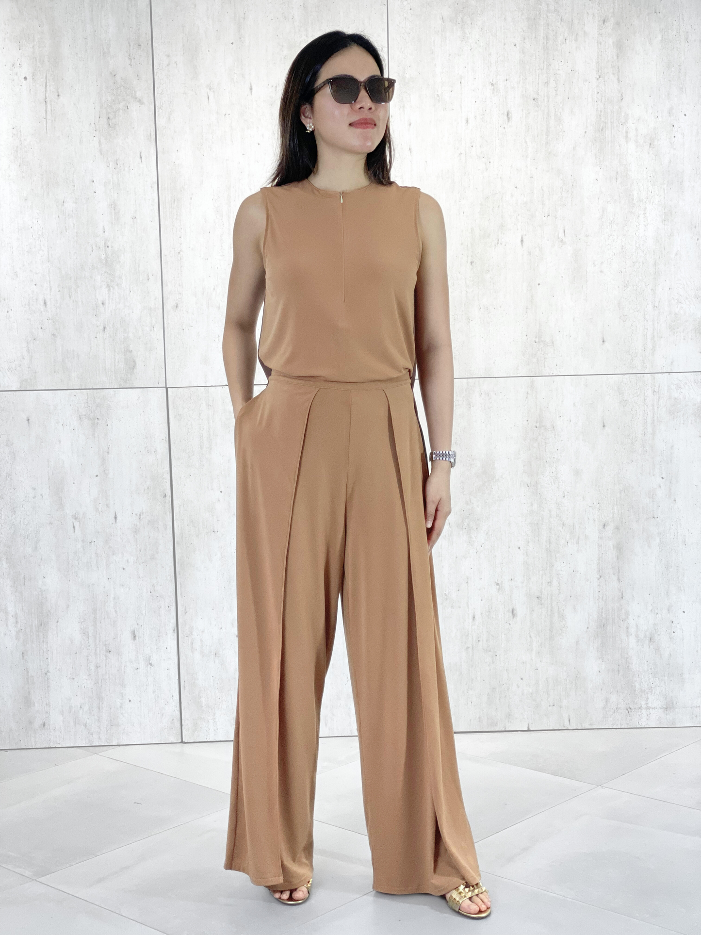Harlyn 2-Tone Zipper Top