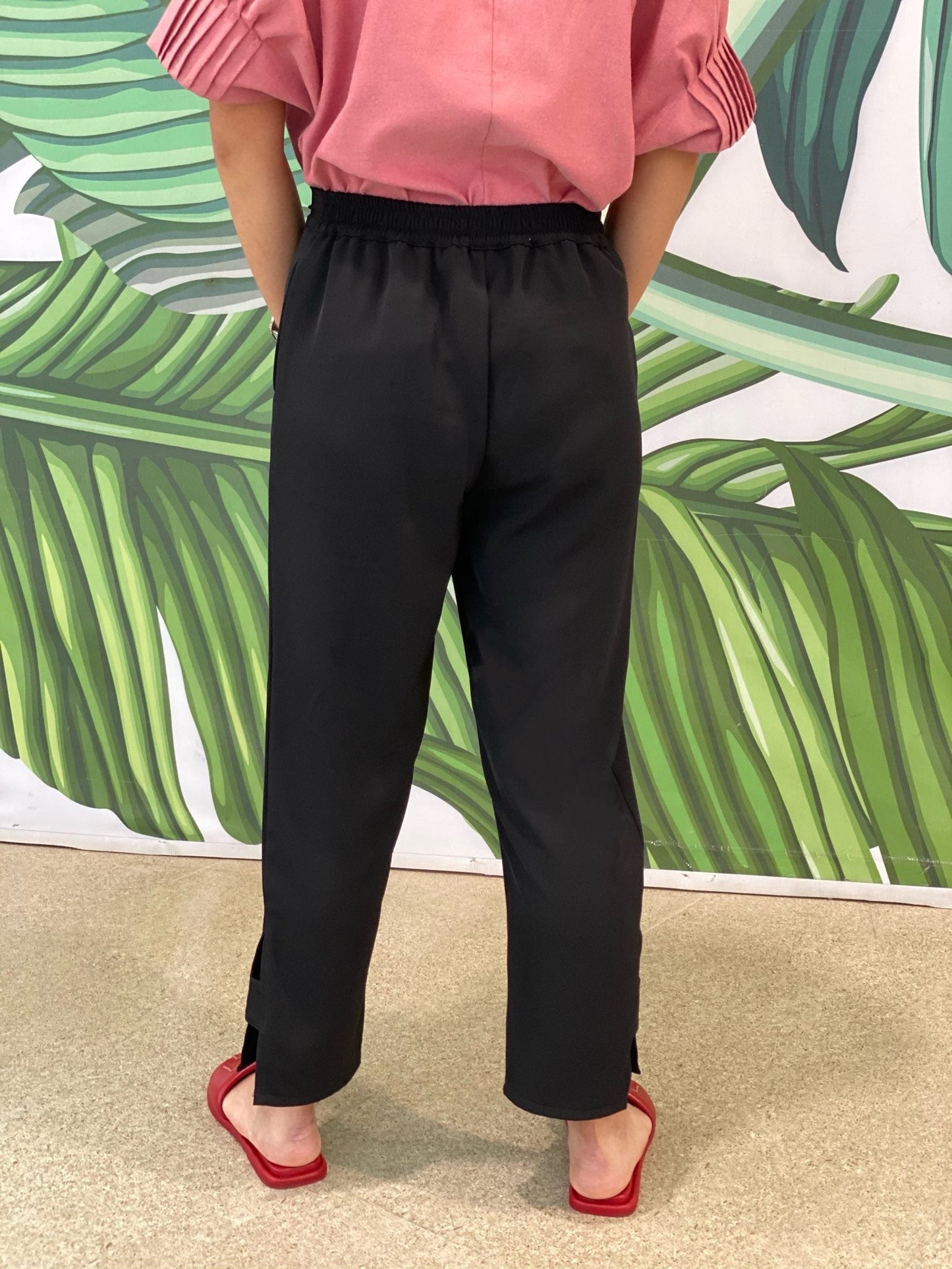 Clarrie Inverted V-hem Pants