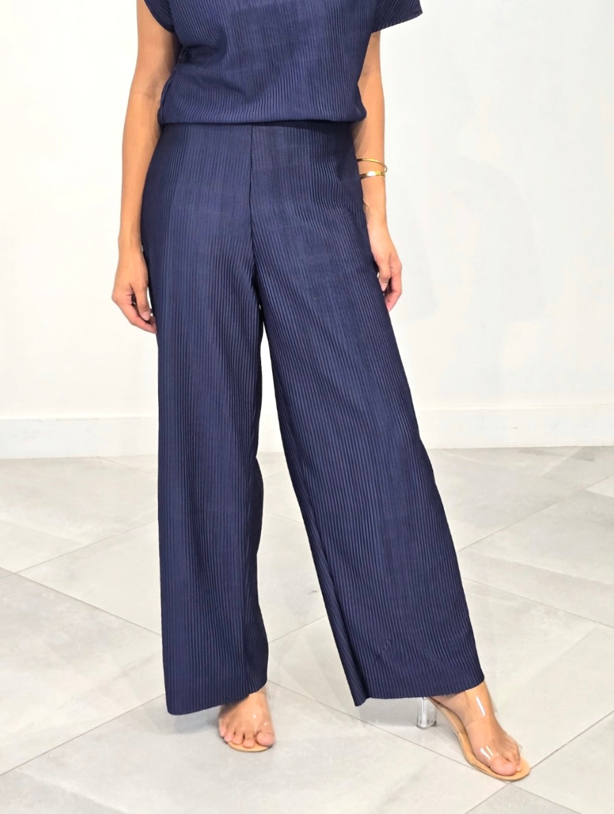 Juni Pleated Pants