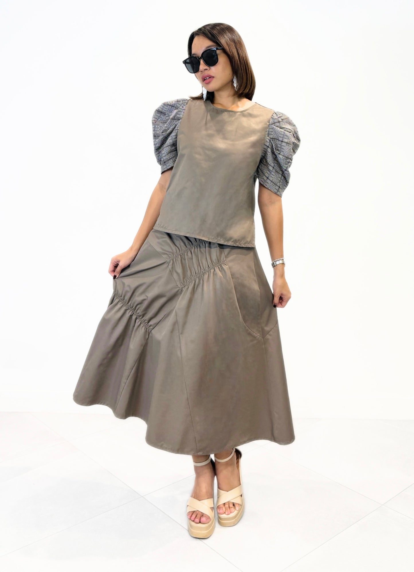Mirasol Elasticized Accent Skirt