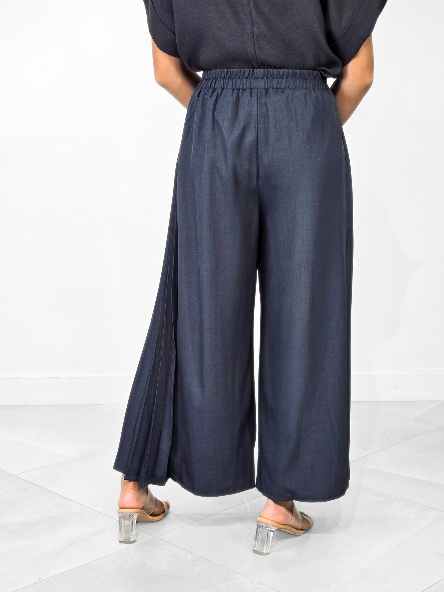 Lexie (Plus Size) Pleated Pants