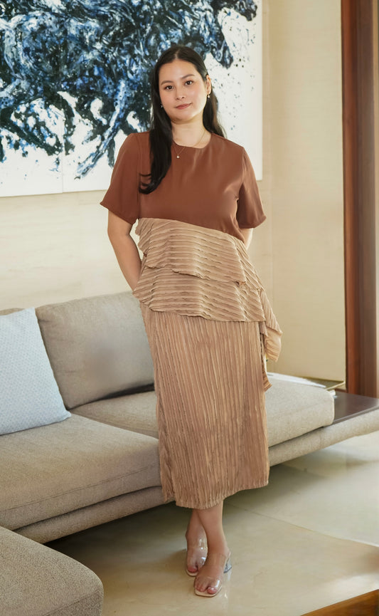 Bianca (Plus Size) Asymmetrical Top