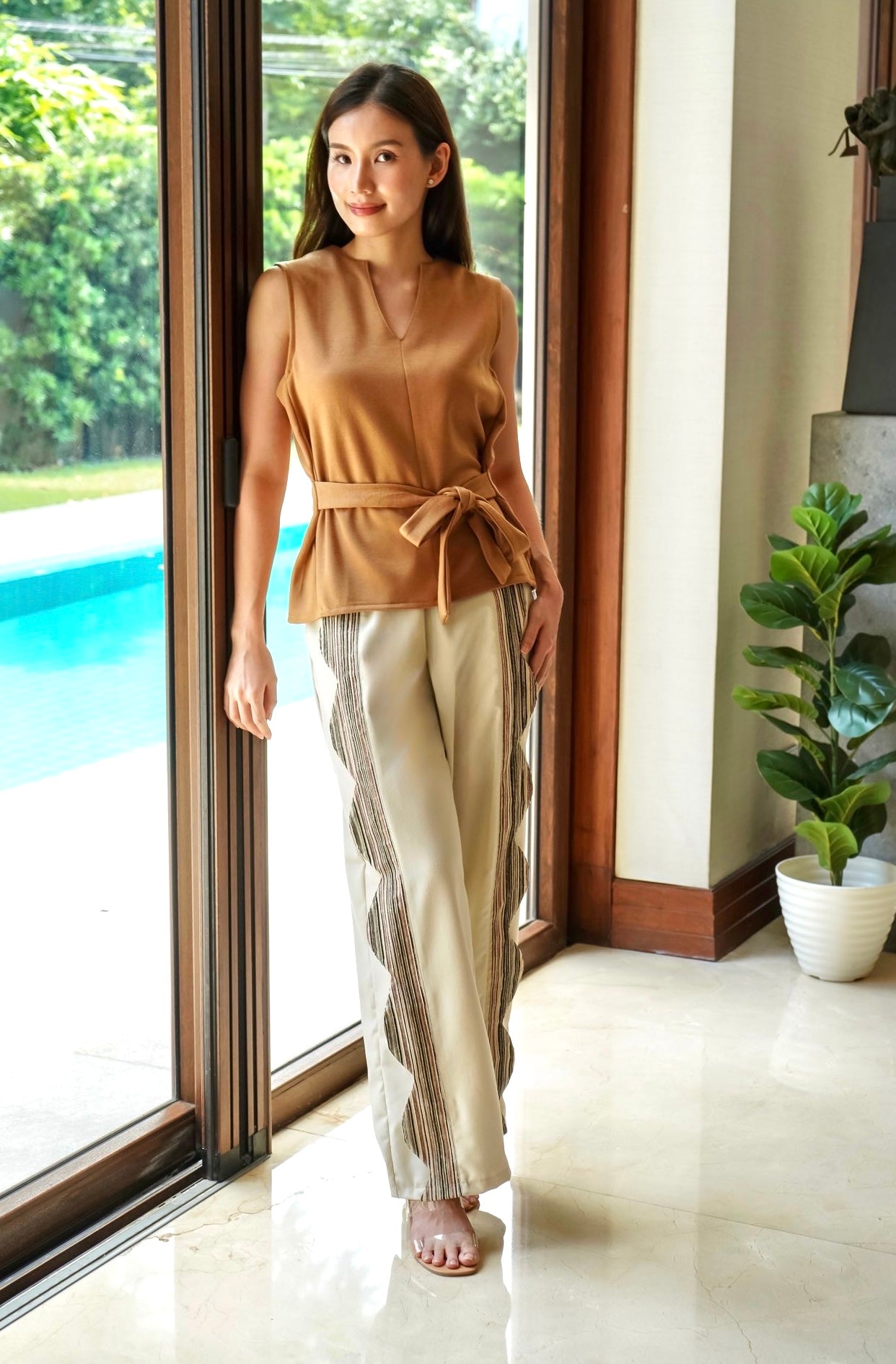 Croatia 2-way Sash Panel Top