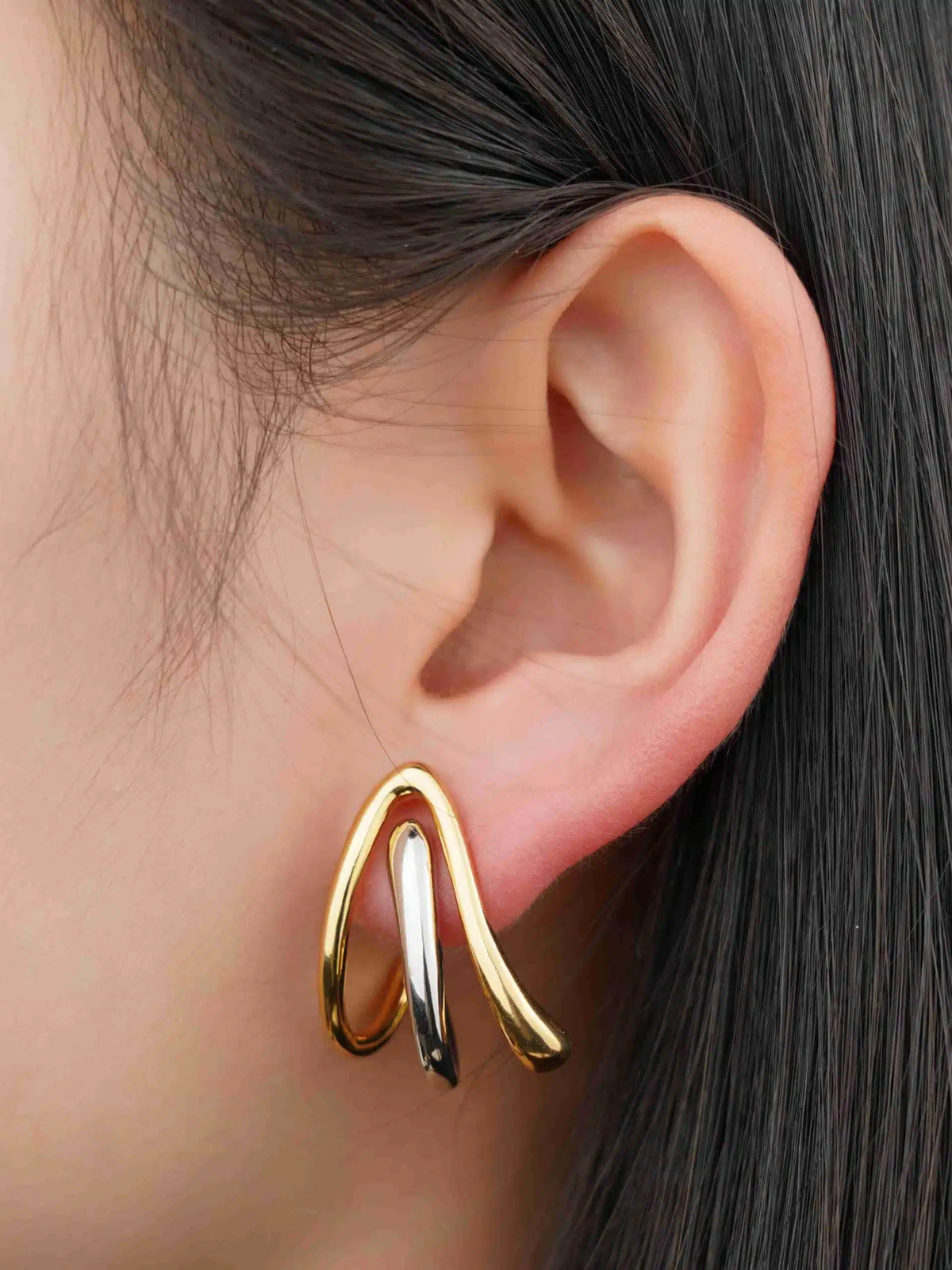 Seith Gold Earrings