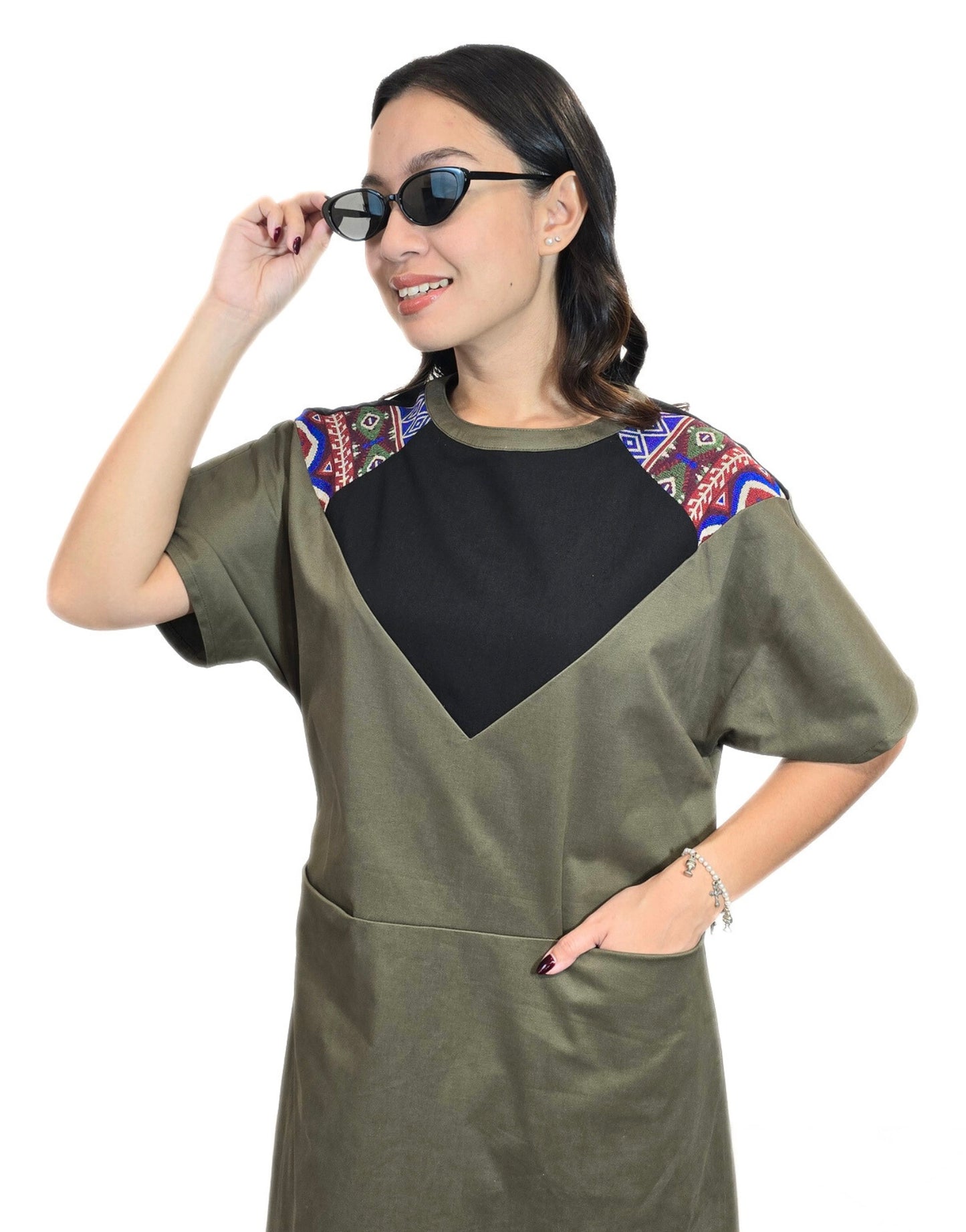 Sinta Ethnic Deep Pocket Dress