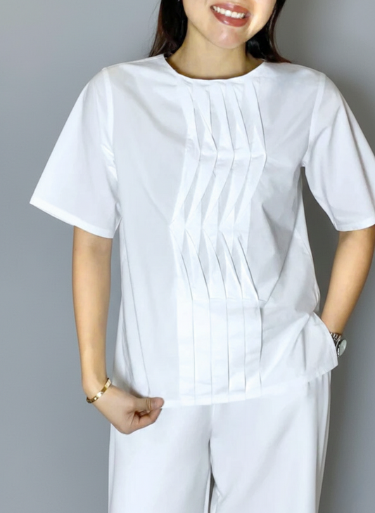 Nelly (Plus Size) Pleated Top