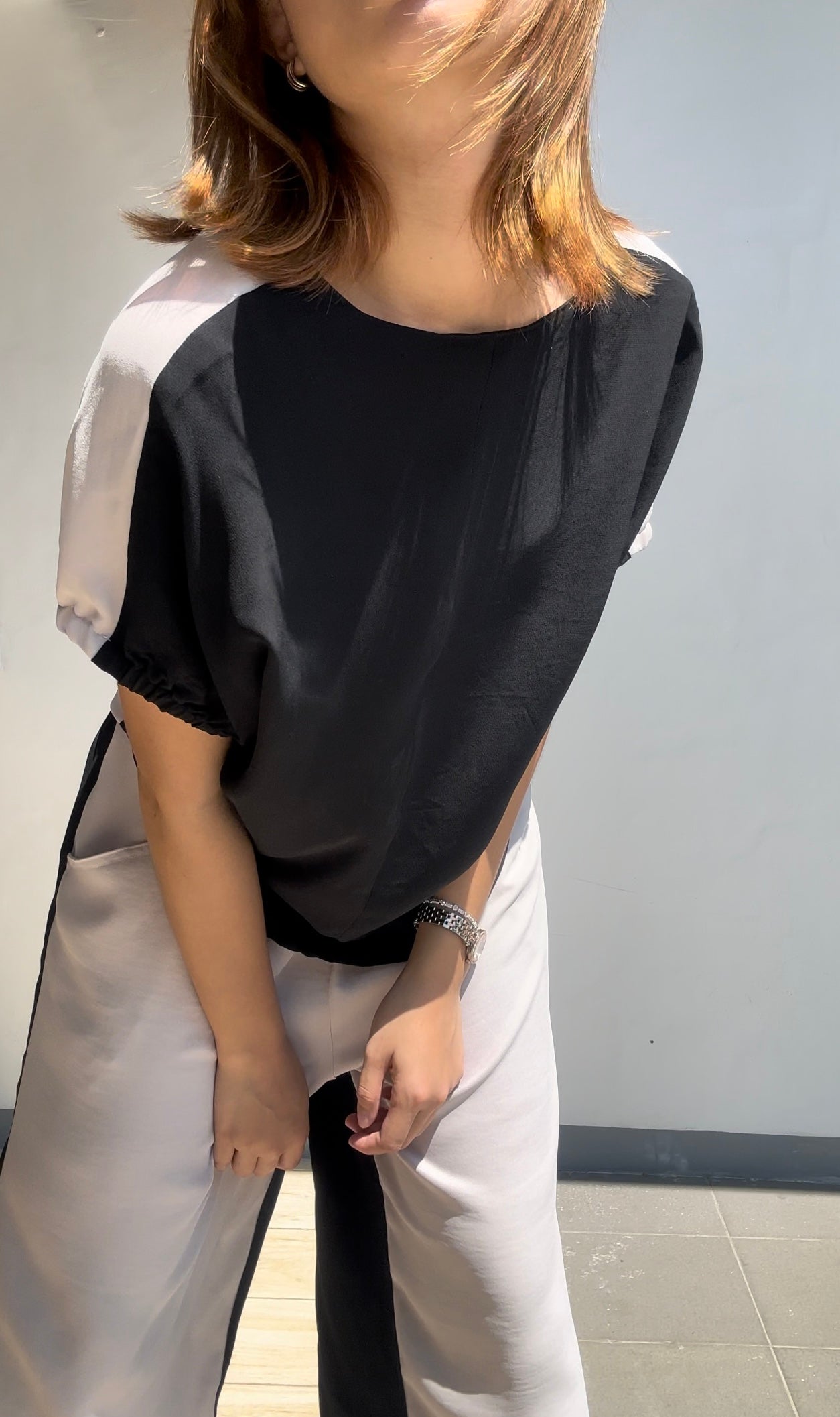 Gail (Plus Size) 2-Toned Reversible Elasticized Sleeve Top