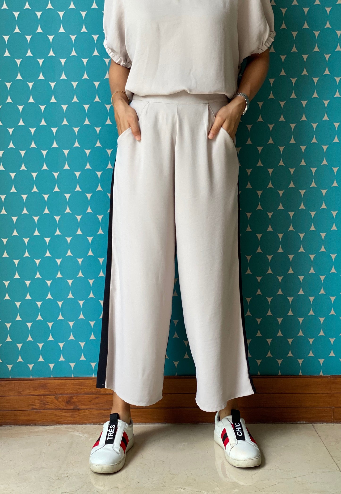 Gail (Plus Size) 2-Toned Deep Pockets Cropped Pants