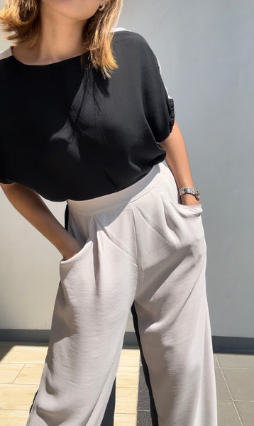 Gail 2-Toned Deep Pockets Cropped Pants